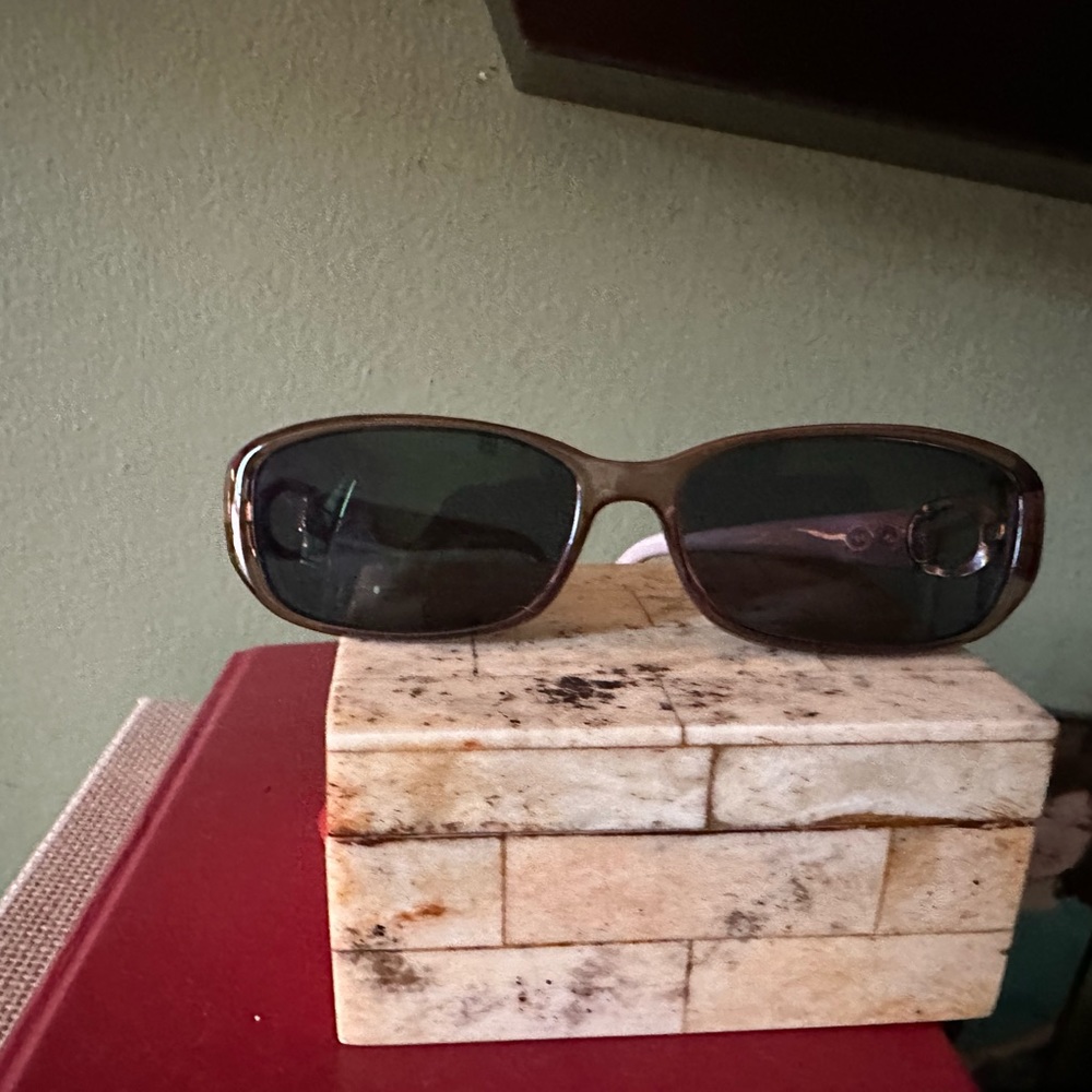 Women's Gucci frames - Picture 5 of 6